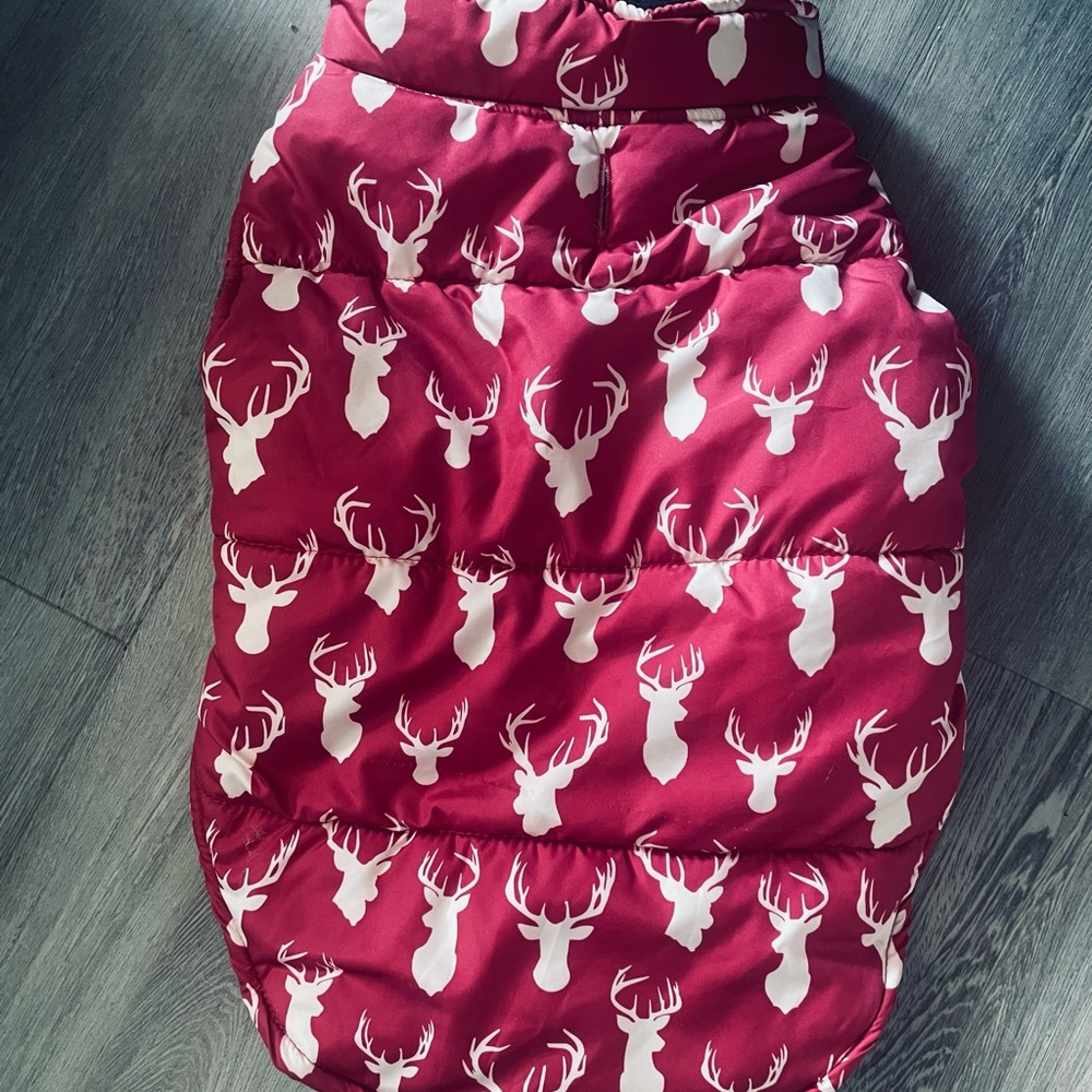 Hotel Doggy Stylish Dog Puffer Jacket Coat Red Deer Print w/ Black Sherpa Inside